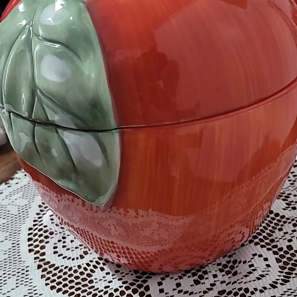 HOME Vintage Red Apple Ceramic Cookie Jar - Picture 3 of 10